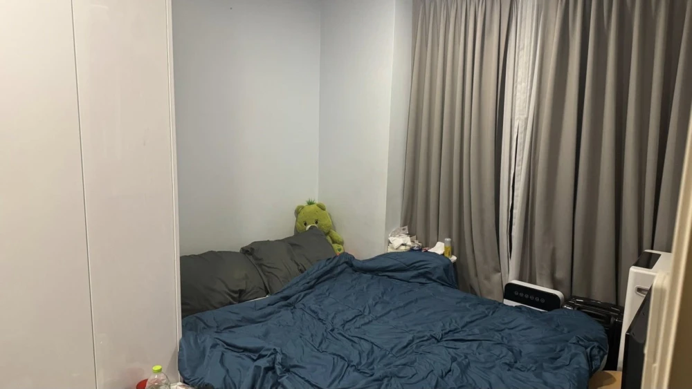For rent: Kensington Phahon-Kaset, 2 bedrooms, 2 bathrooms, not very high, plenty of usable space, must arrange.