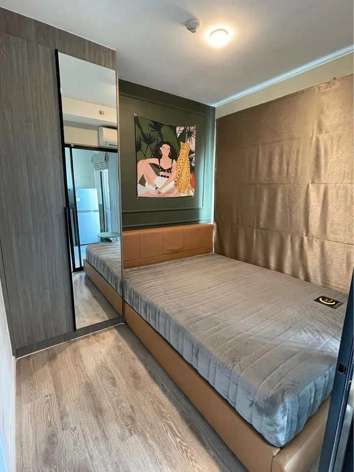 For rent: Kensington Sukhumvit-Theparak. Very high floor unit with Chao Phraya River view. Fully furnished and ready to move in. Don't miss out!