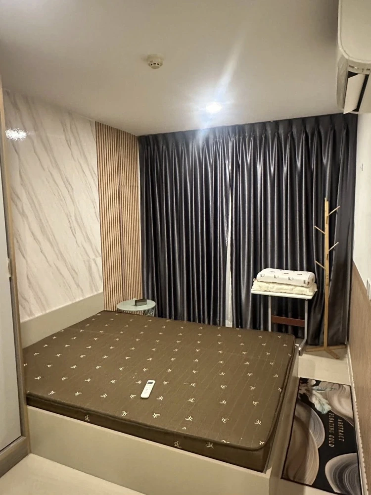 For rent: Kensington Phaholyothin 63, 1 bedroom, 1 bathroom. High-quality built-in wall cabinets and fully furnished. Just bring your bags and move in