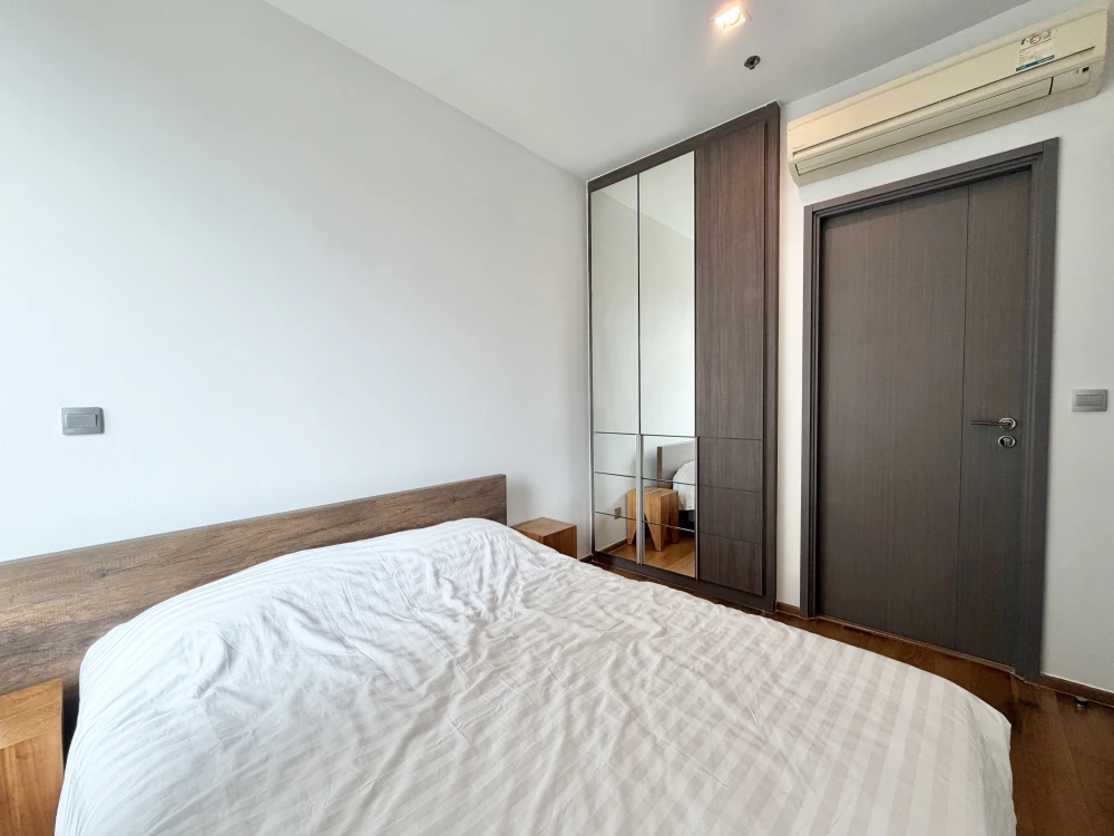 For rent: Keyne By Sansiri, 12th floor, fully furnished and ready to move in. Book now! Don't wait!