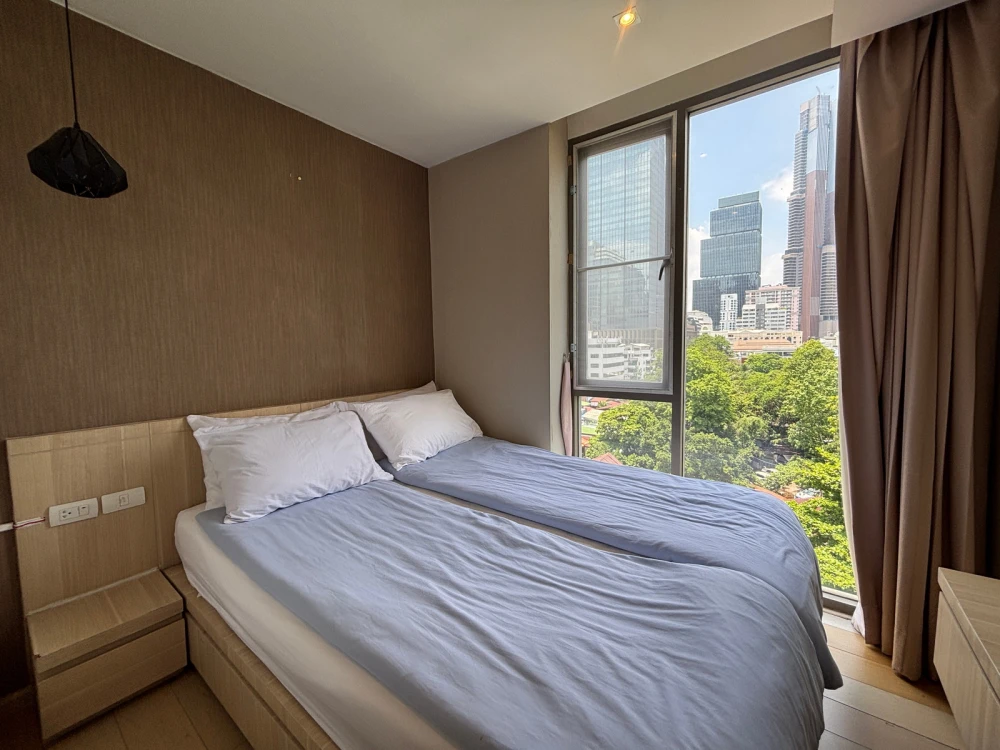 Klass Condo Silom for rent, 8th floor. Nice, fully furnished. Book now! Don't miss out!