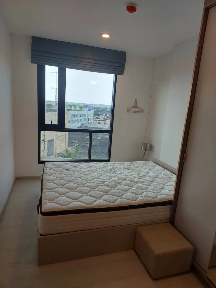 For rent: Knightsbridge Phaholyothin-Interchange, 11th floor, nice, fully furnished unit. Book now!