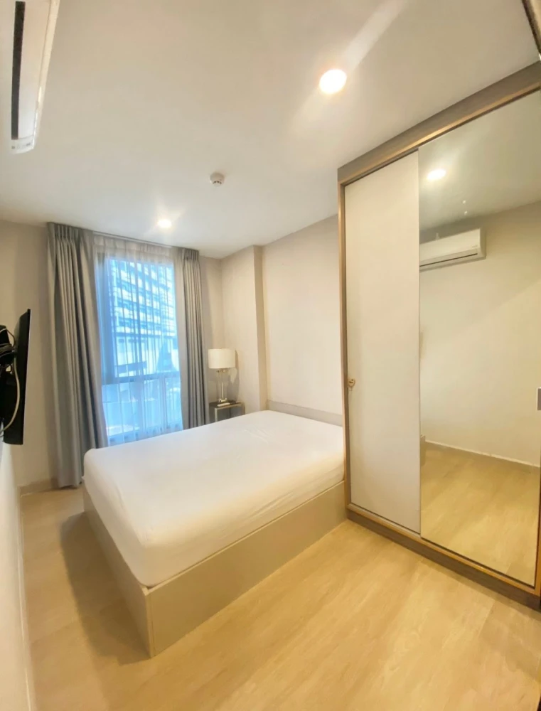For rent: Knightsbridge Phaholyothin-Interchange. Beautifully decorated unit with complete furnishings. Don't miss out!