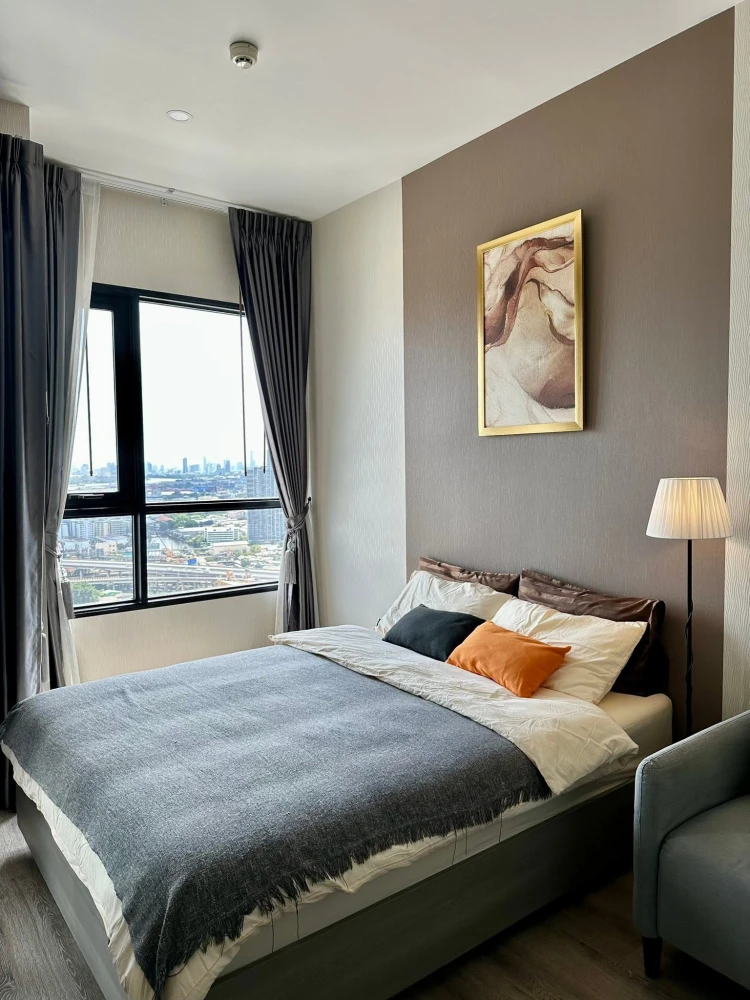 For rent: KnightsBridge Prime On Nut, high floor, beautiful city view, bright and airy with 3-meter high ceilings giving an exceptionally spacious and