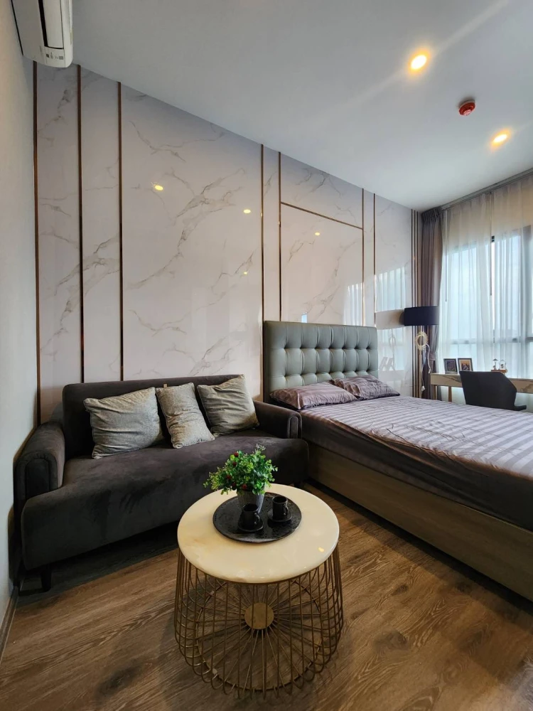 Knightsbridge Prime On-nut for rent, city view, BTS skytrain, no tall buildings blocking the view, quiet because it's on a high floor, very worth book