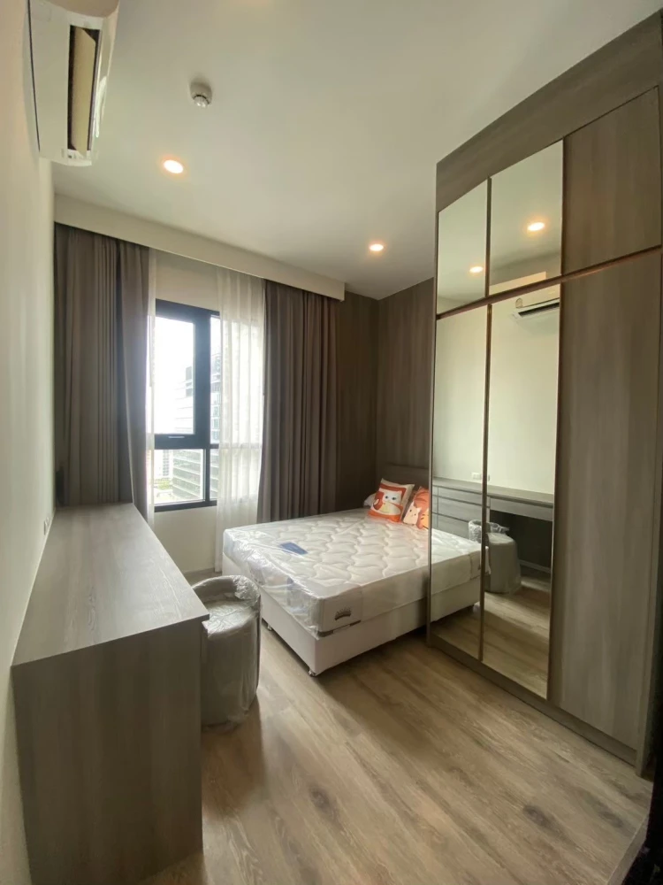 For rent: KnightsBridge Prime Ratchayothin, 21st floor, corner unit, fully furnished, very livable. Book now!