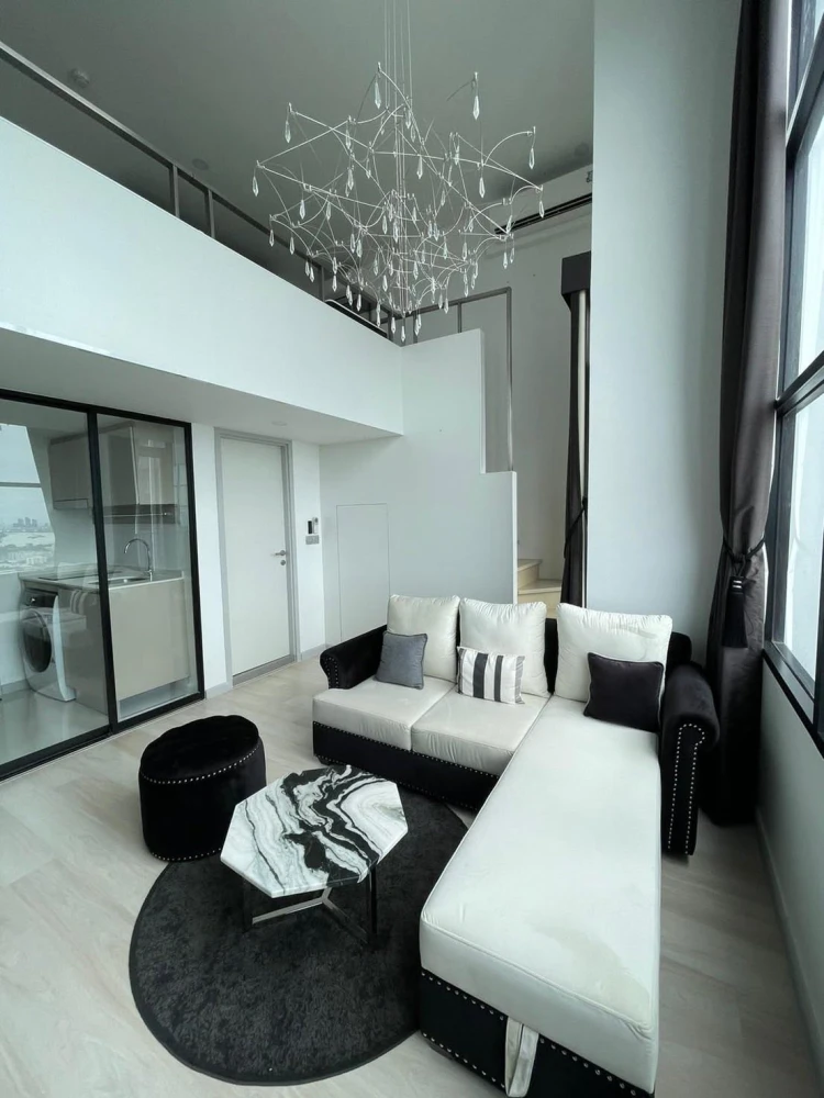 For rent: KnightsBridge Prime Sathorn, high floor, stunning view of the Chao Phraya River and Bang Krachao. Fully furnished with premium furniture and