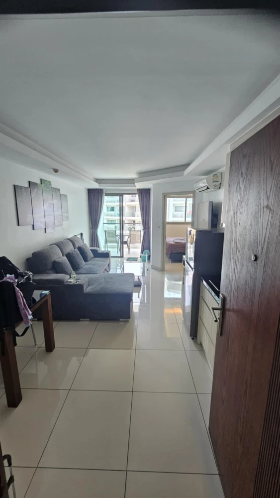 Laguna Beach Resort Jomtien for rent, 6th floor, fully furnished, nice to live in, reserve now, urgent.