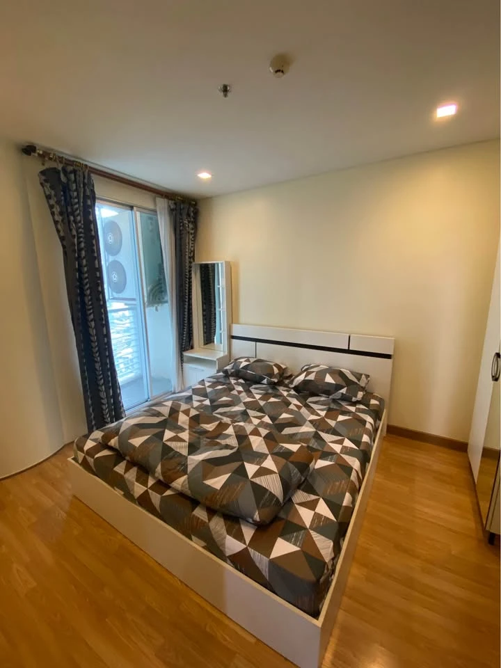 Le Luk Condominium for rent, corner room, very private, great panoramic view, very spacious room, interested, reserve now.