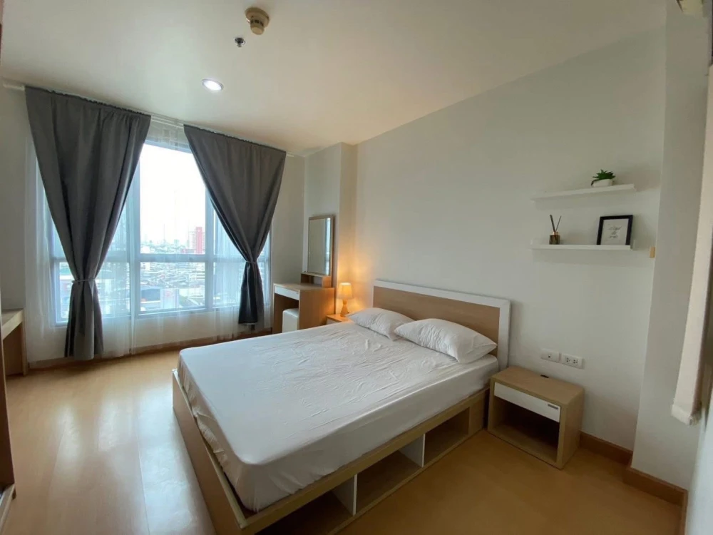 For rent: Life @ Ratchada Huaikwang, ready to move in, fully furnished, just come and move in. Hurry and reserve.