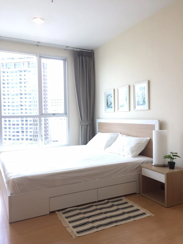 For rent: Life @ Sukhumvit 65, corner room, fully furnished, nice to live in, reserve now, don't miss out, hurry!