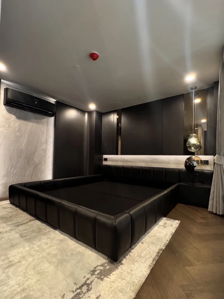 For rent: Life Asoke Rama 4, great view, luxurious decoration, fully functional. Perfect for those seeking convenience. Book now!