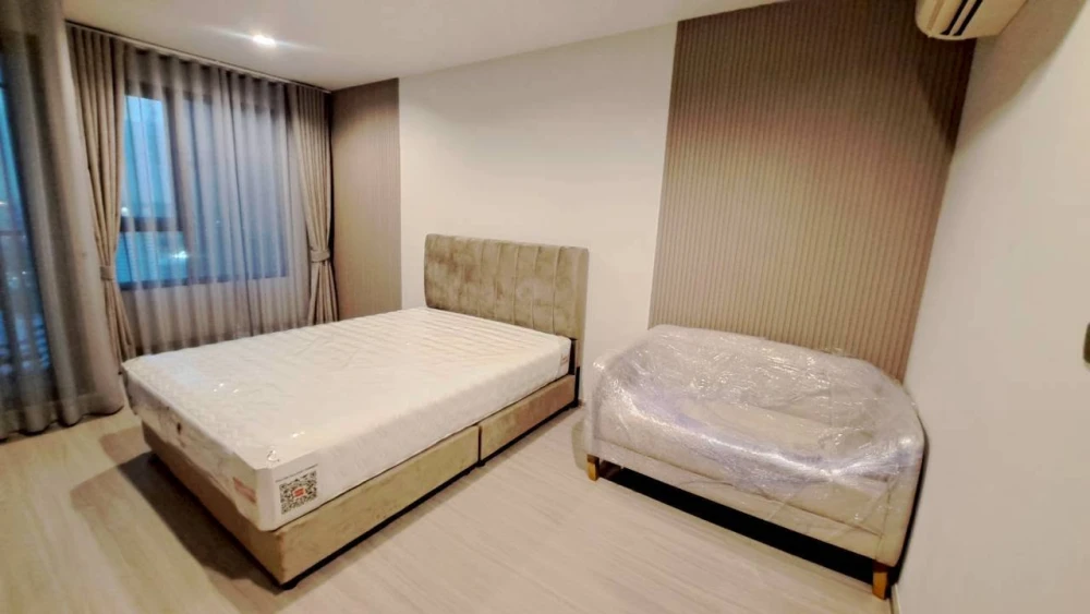 For rent: Life Ladprao condo. Quiet location, no noise disturbance. Not next to the elevator or garbage room. Fully furnished with appliances, ready t