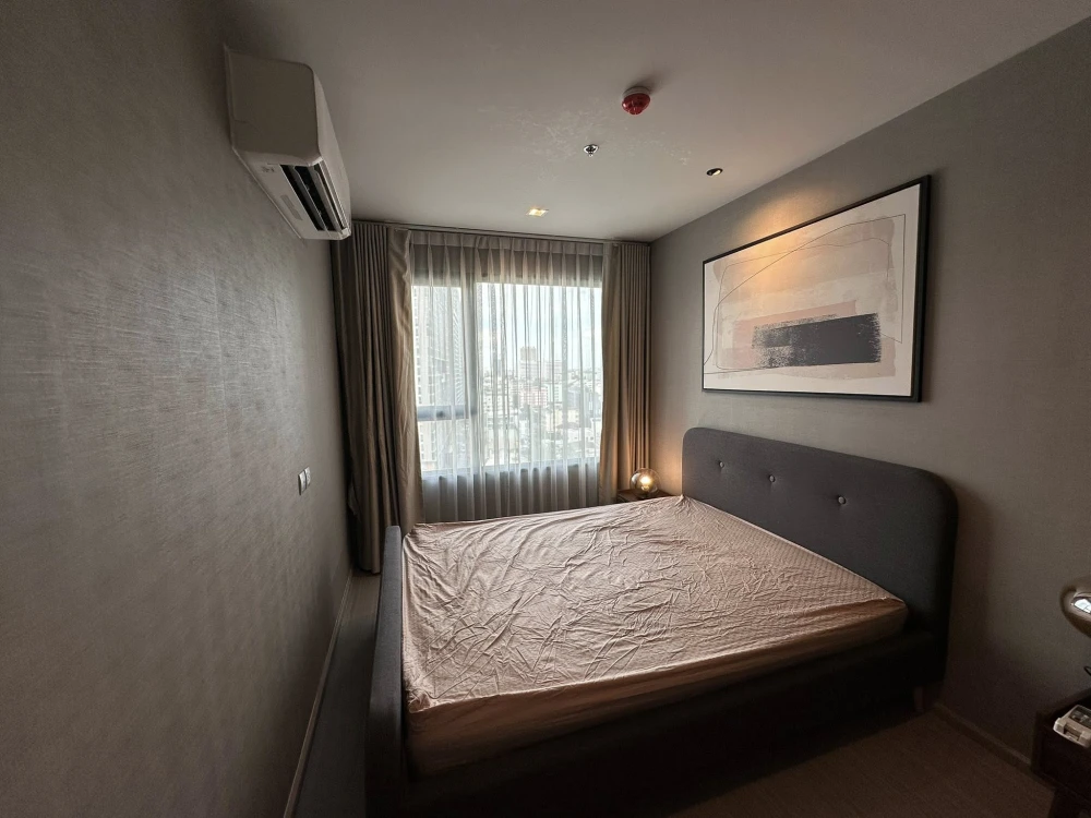 For rent: Life Ladprao, Building A (front), North facing, cool and comfortable, not hot, fully decorated, don't miss it.