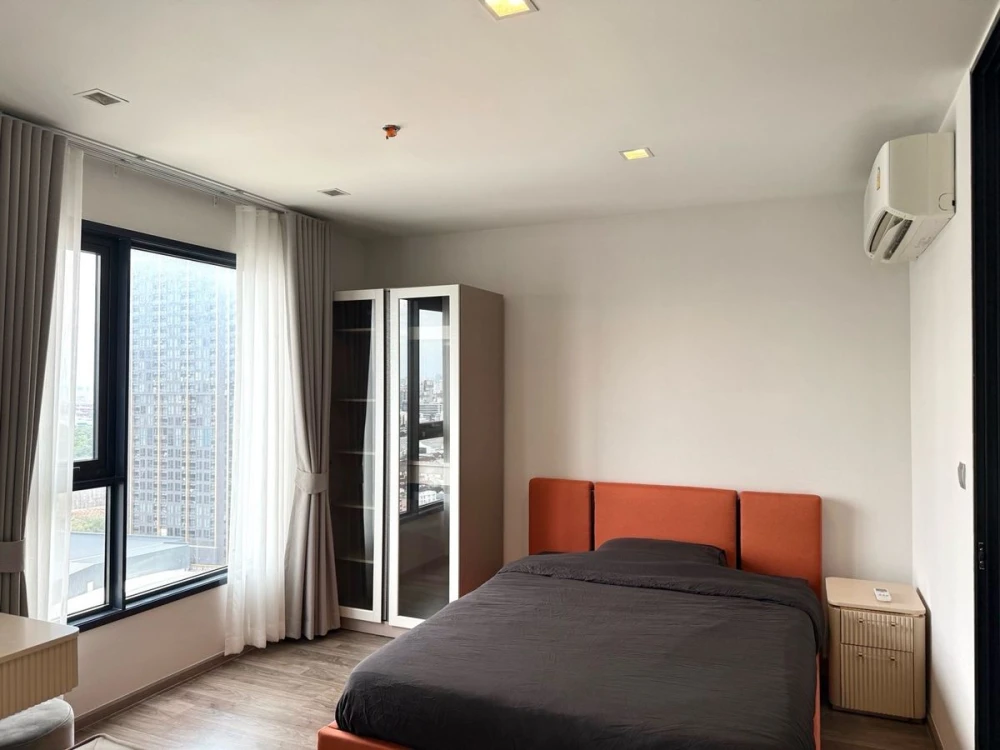 For rent: Life Ladprao Valley, 32nd floor, City view, fully furnished, nice to live in. Reserve now, don't miss out!