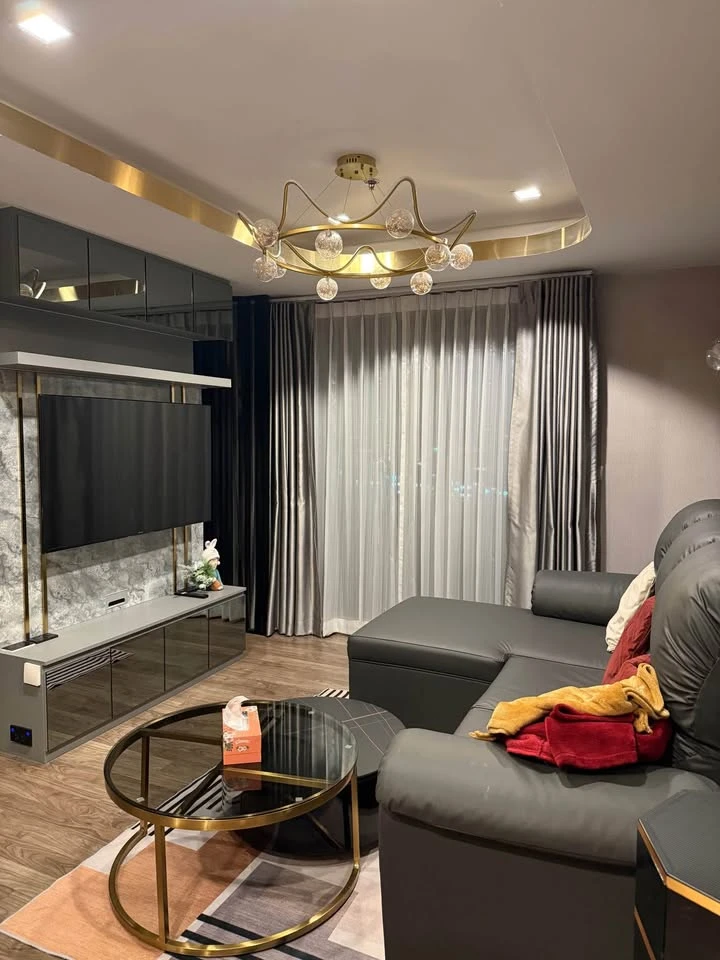 For rent: Life Ladprao Valley, a beautifully decorated room with stunning built-in walls and complete amenities. Reserve now!