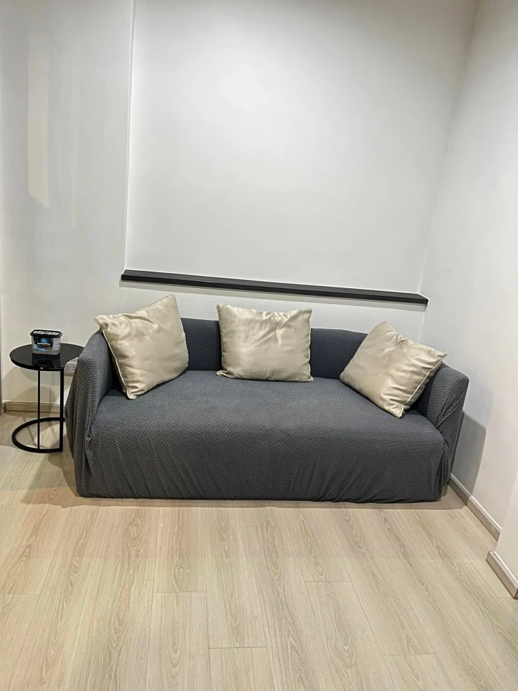 For rent: Life Ratchadapisek, 1 bedroom, 1 bathroom. Fully furnished. Don't miss out!