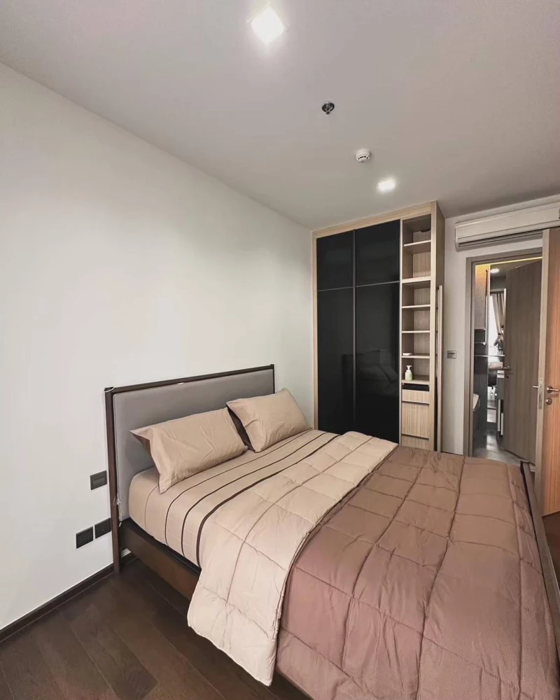 For rent, Line Ratchathewi, ready to move in, complete facilities, hurry up and reserve it, don't miss out.