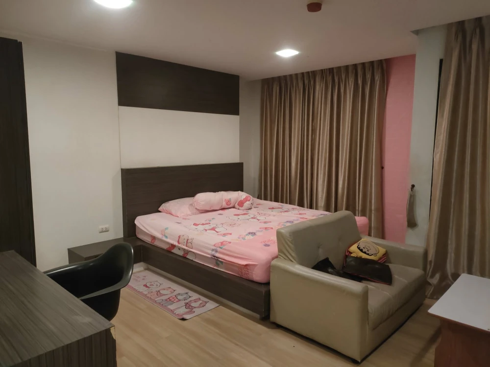 For rent Living Avenue Bangsaen, 8th floor, fully furnished, book now, don't miss out.