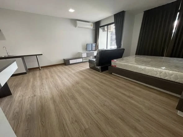 For rent: Living Avenue Bangsaen. Spacious and comfortable room at an affordable price. Book now!