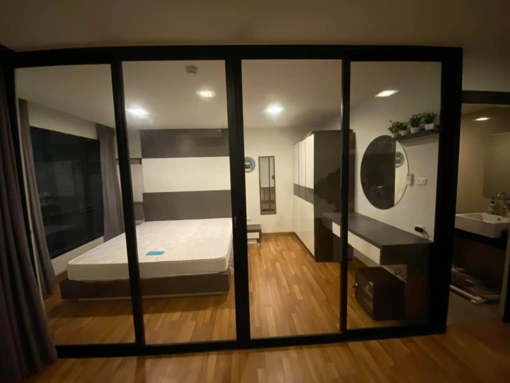 For rent Living Avenue Bangsaen Studio room, good location, fully furnished and equipped. Reserve now!