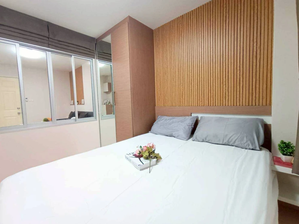 For rent: LPN Condotown Ramintra-Lak Si. Nice room, fully furnished with appliances. Just bring your belongings and move in! Don't wait!
