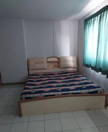 For rent: Lumpini Center Happy Land, 9th floor, spacious room, ready to move in, reserve now, urgent!