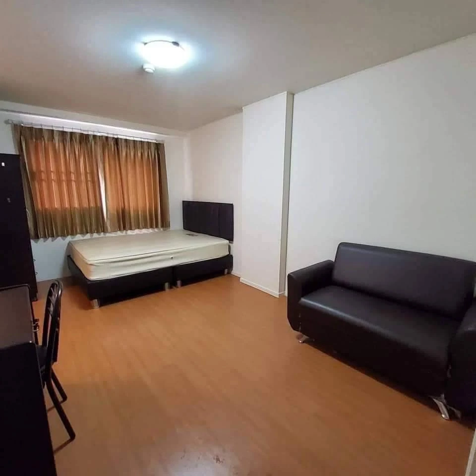 For rent Lumpini Condotown Chonburi - Sukhumvit, 4th floor, nice room, fully furnished, reserve now, don't miss out.