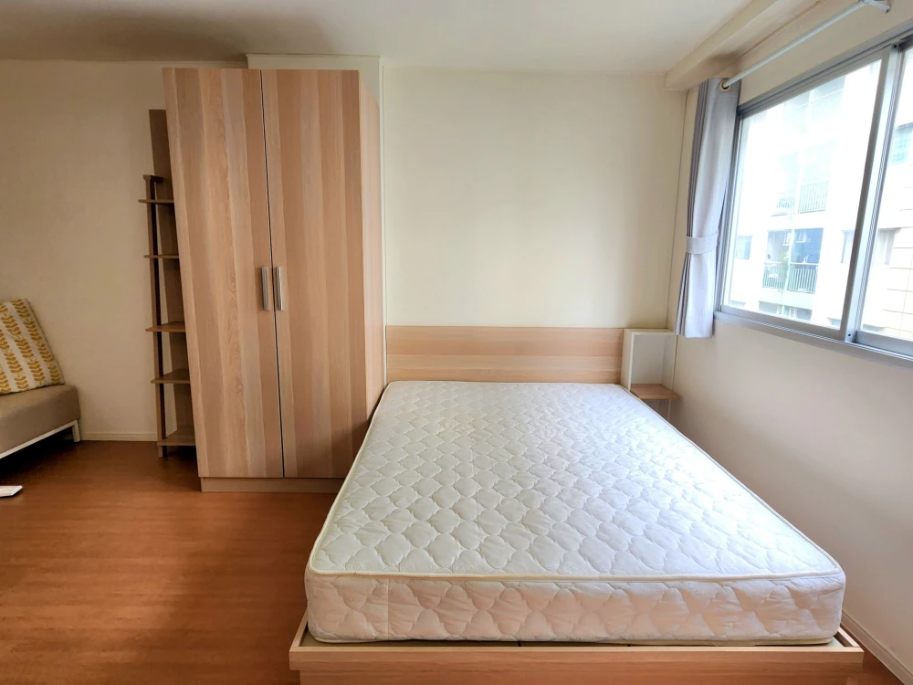 For rent Lumpini Condotown Chonburi - Sukhumvit 4th floor, fully furnished room, ready to move in, reserve now, don't wait.