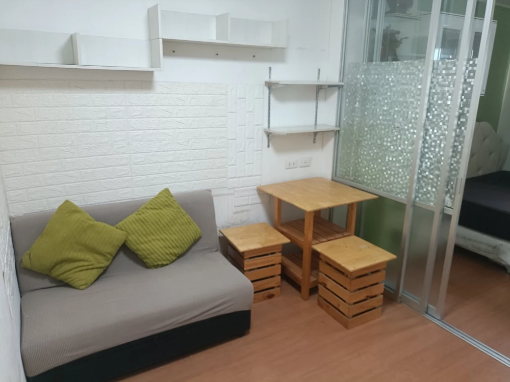 For rent Lumpini Condotown Chonburi - Sukhumvit 7th floor, fully furnished room, ready to move in, book now, urgently.