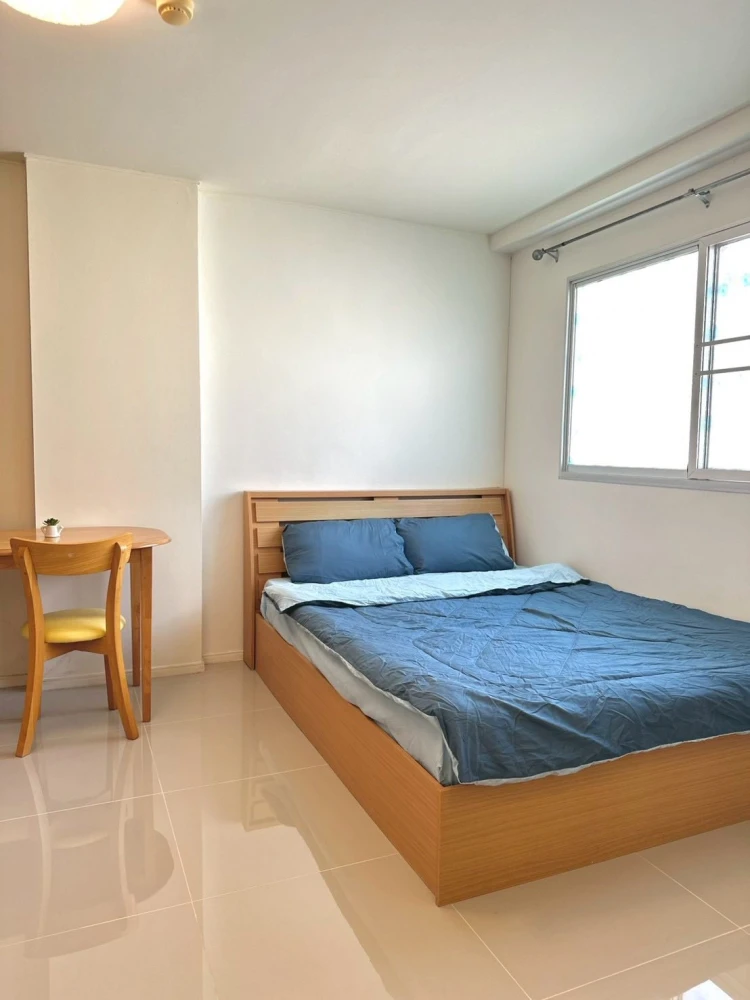 For rent: Lumpini Condotown Chonburi - Sukhumvit, 1 bedroom, 1 bathroom, fully furnished. What are you waiting for?