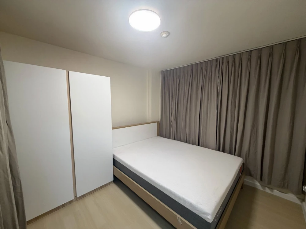 For rent: Lumpini Condo Town Bodindecha-Ramkhamhaeng. Ready to move in, fully furnished. Book now!