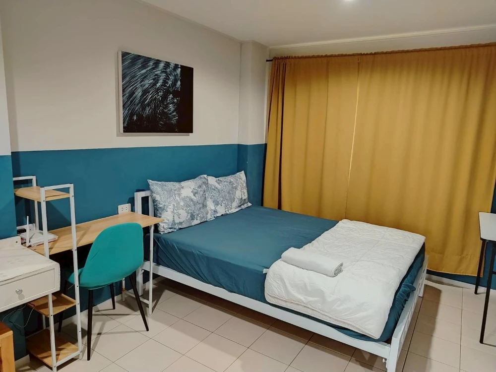 For rent: Lumpini Condo Town Ramintra – Nawamin, studio room, decorated in a neutral tone, fully furnished, city view. Reserve now!