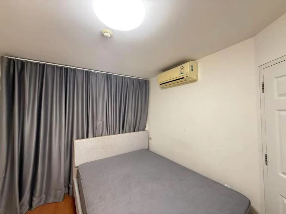 For rent: Lumpini Condotown Bodindecha-Ramkhamhaeng. Nice room, affordable price, fully furnished. Book now before it's too late!
