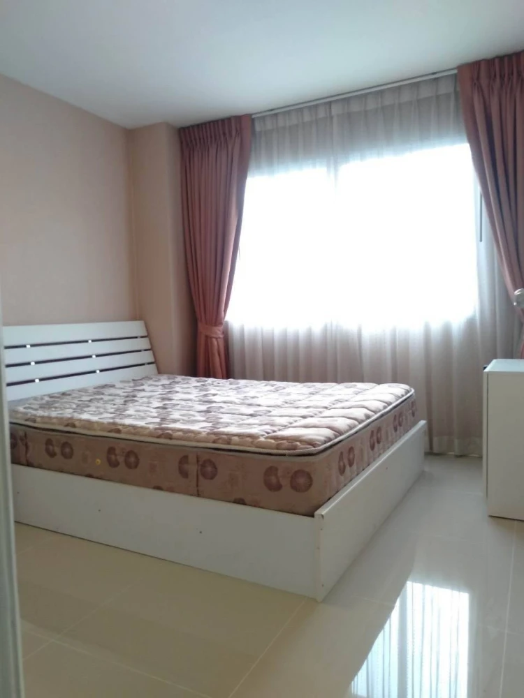 For rent: Lumpini Condotown Bodindecha-Ramkhamhaeng, ready to move in, fully equipped with amenities. Come and reserve now!