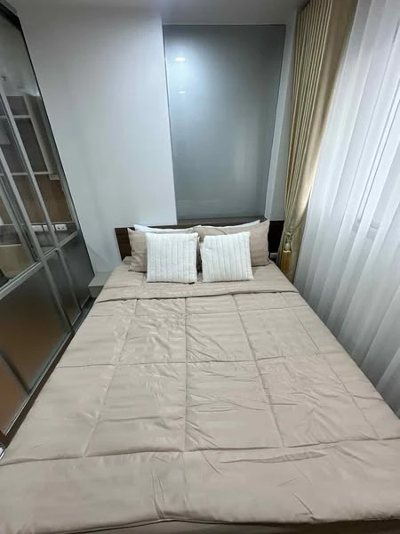 For rent: Lumpini Condotown North Pattaya Sukhumvit, a nice room, fully furnished, with a view of the swimming pool. Reserve now!