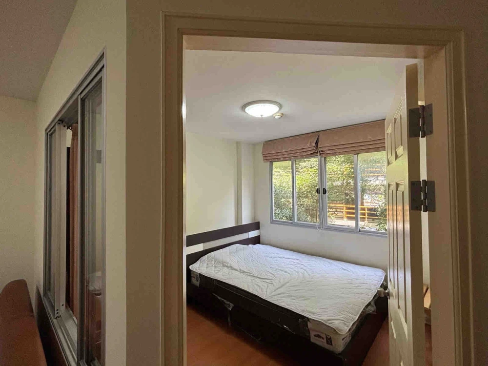 For rent: LUMPINI CONDOTOWN RAMINDRA - LAKSI, 3rd floor, garden view, fully furnished, ready to move in. Book now!