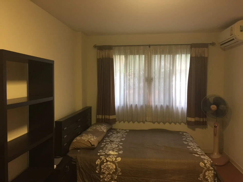 For rent: LUMPINI CONDOTOWN RAMINDRA - LAKSI Studio room, fully furnished and equipped with electrical appliances. Just bring your bags and move in.
