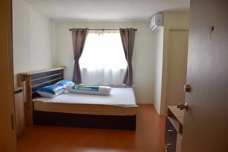 For rent: Lumpini CondoTown Romklao – Suvarnabhumi, 6th floor, fully furnished, nice to live in, book now, urgently.
