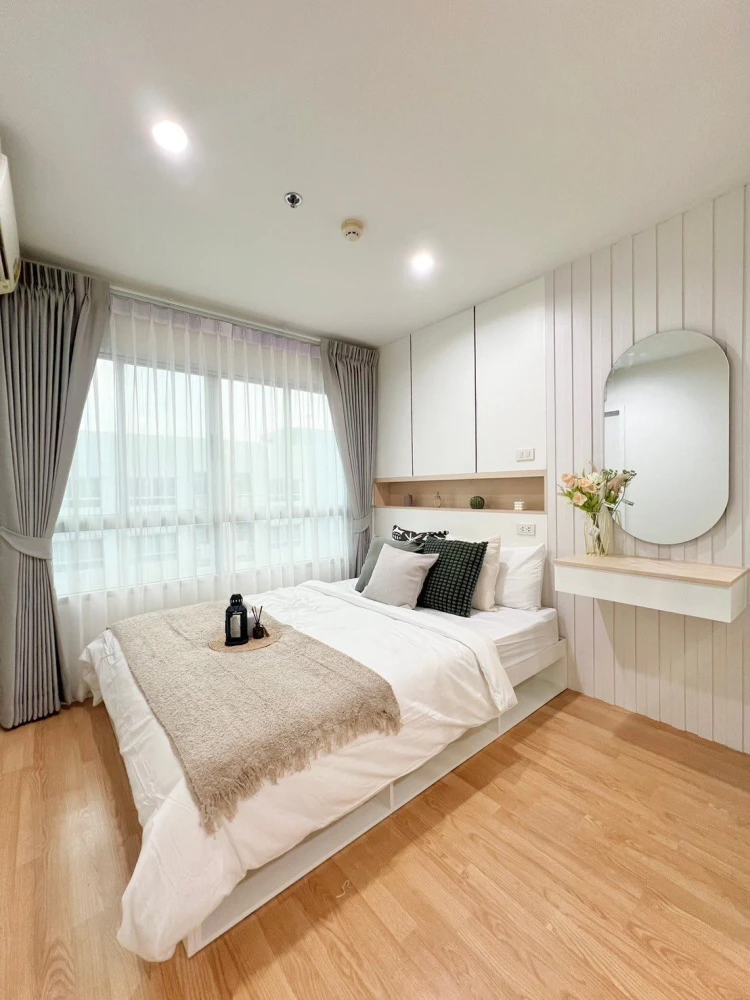 For rent: Lumpini Mega City Bangna, 28th floor, Building C, fully furnished as shown in the picture, ready to move in with bags immediately.