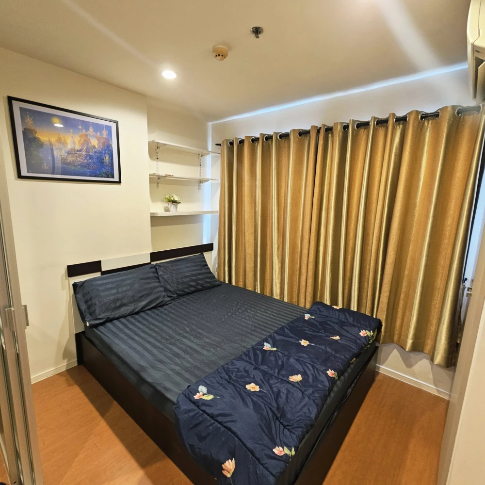 For rent: Lumpini Mega City Bangna, a lovely room with beautiful wallpaper, fully furnished, just bring your bags and move in!