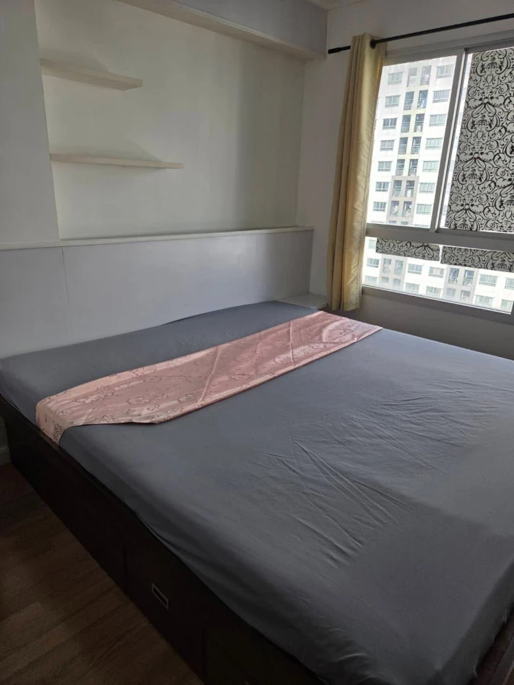 For rent: Lumpini Park Pinklao, 1 bedroom, 1 bathroom, fully furnished, including washing machine. Book now!