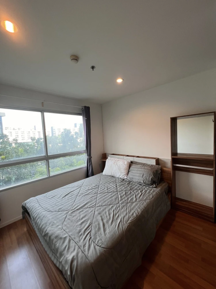 For rent: Lumpini Park Rama 9–Ratchada, 3rd floor unit, fully furnished with appliances. Book now!