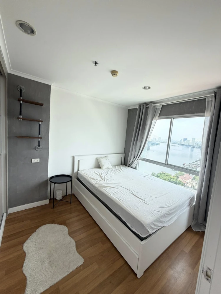 For rent: Lumpini Park Riverside - Rama 3, high floor unit, fully furnished, spacious and comfortable. Book now!