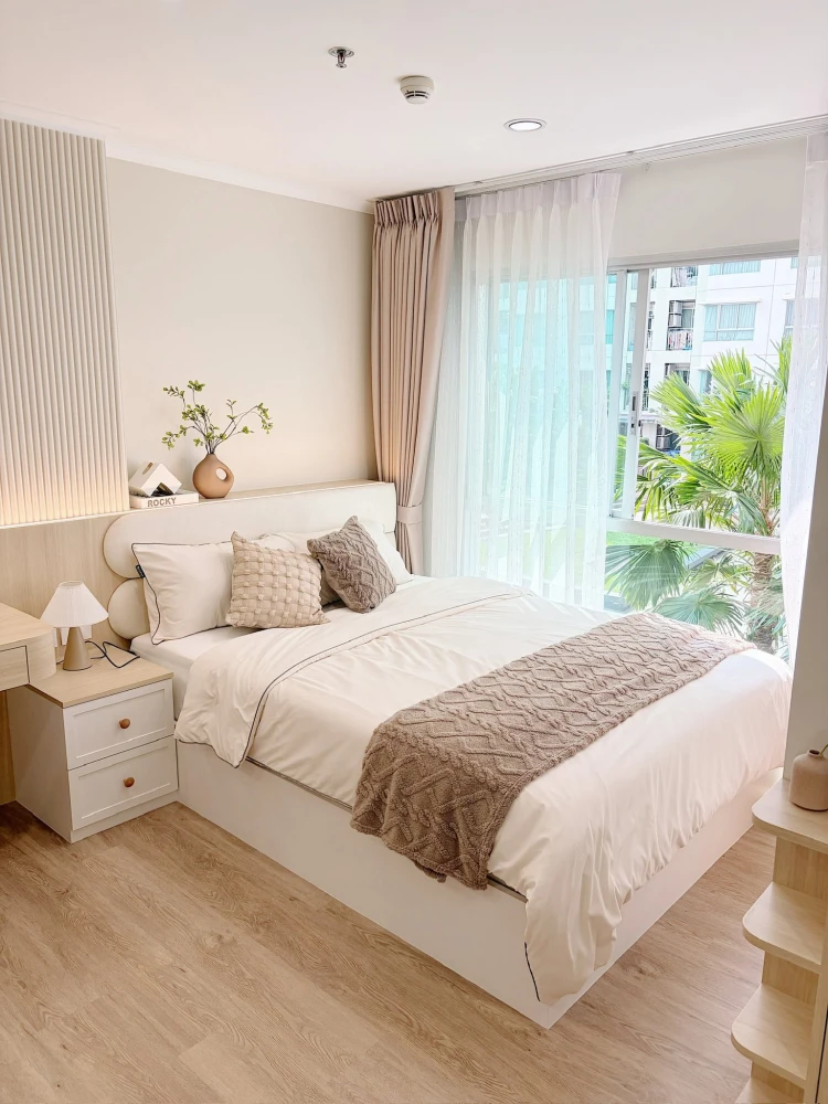 For rent: Lumpini Park Riverside - Rama 3, studio room, minimalist style, fully furnished. Book now!