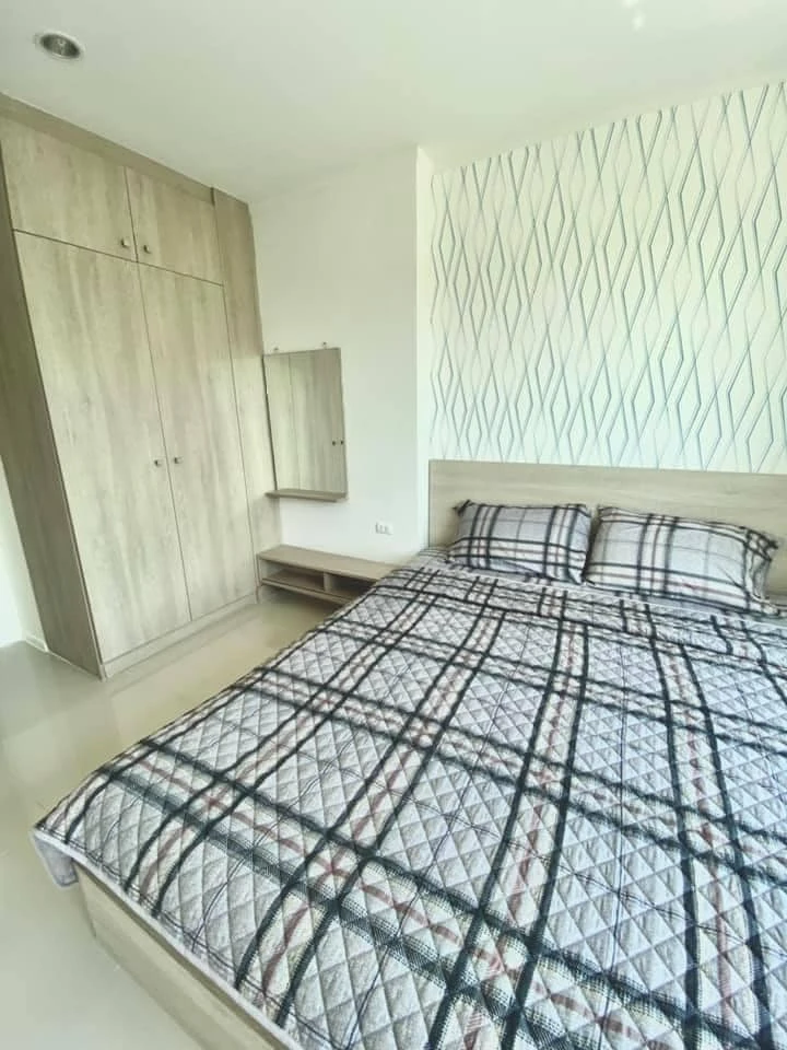 For rent Lumpini Parkbeach Jomtien 2nd floor, fully furnished room, ready to move in, reserve now, urgently.