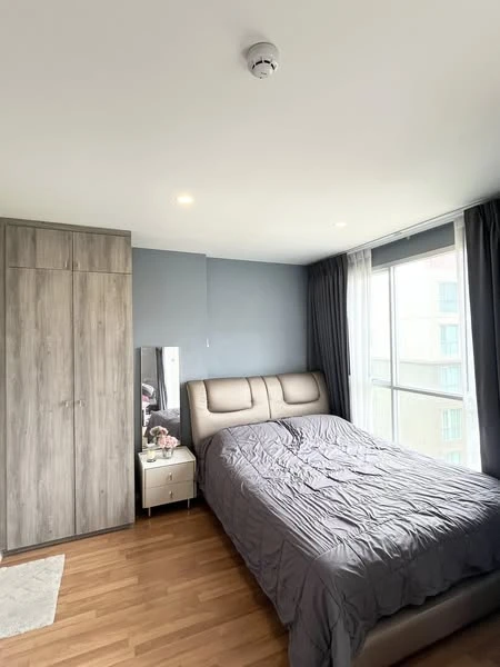 For rent: Lumpini Place Bangna Km.3, a nice room on the 7th floor, comes with complete amenities. Reserve now!