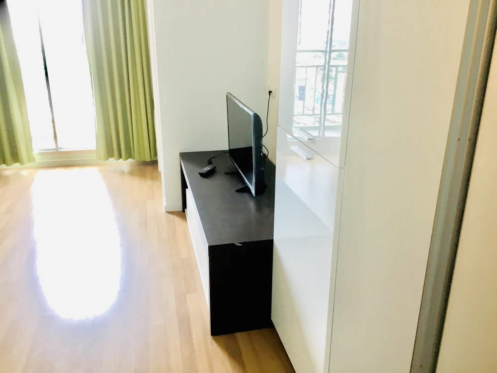 For rent: Lumpini Place Borom Ratchachonni–Pinklao, 21st floor, fully furnished unit. Book now!
