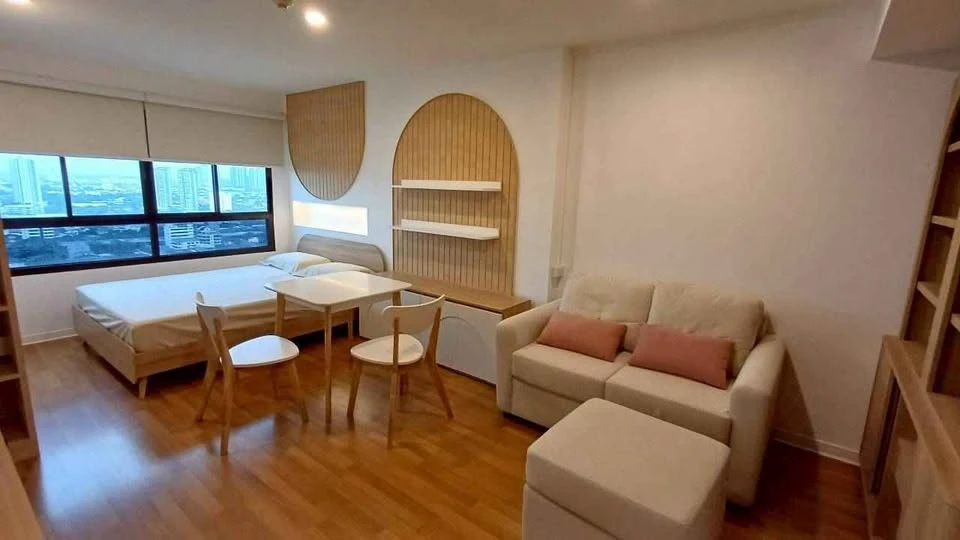 For rent: Lumpini Place Phahol-Sapankhwa, ready to move in, fully furnished, hurry and reserve now!