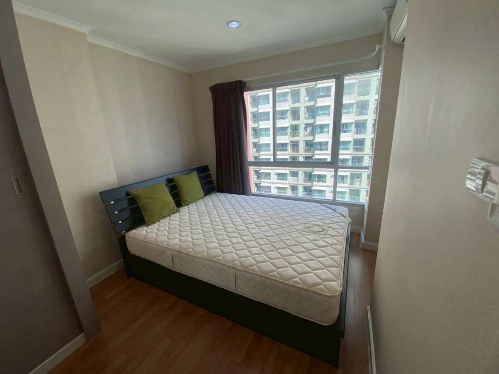 For rent: Lumpini Place Rama 3 - Riverview, 6th floor, great view, fully furnished. Book now!